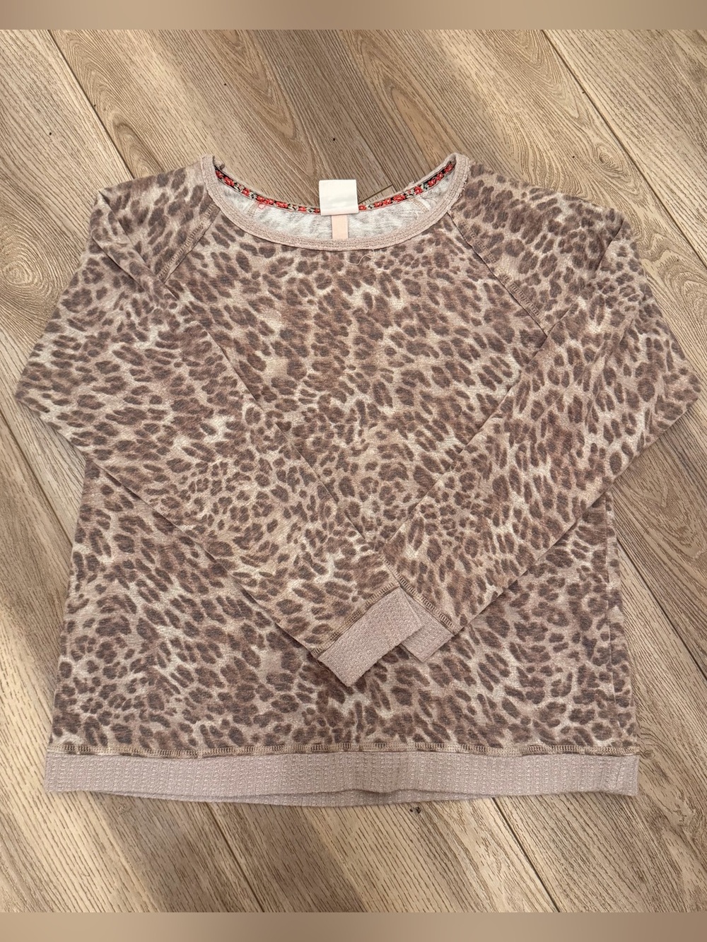 Knox Rose Leopard Print Long Sleeve Top - Taupe & Brown
